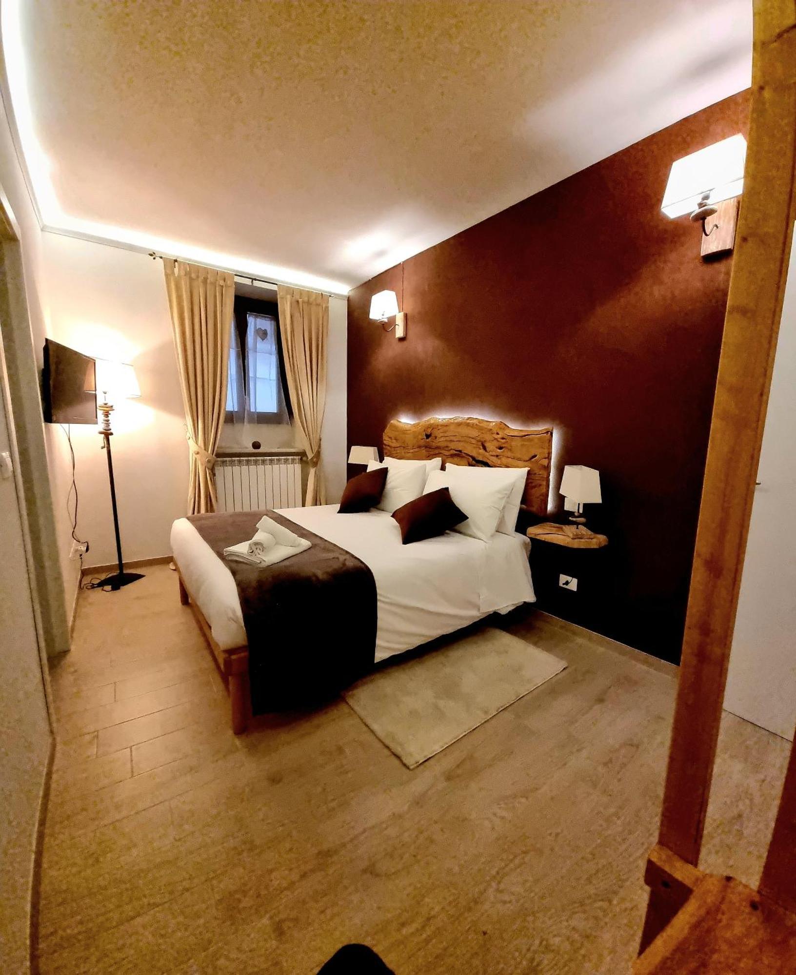 Dimora Grotta Masciarelli Hotel ลาควิลา ภายนอก รูปภาพ